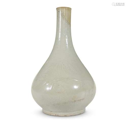 A Korean white-glazed 