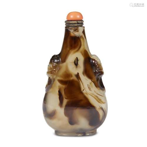 A Chinese mottled agate flask-form snuff bottle, 19th century