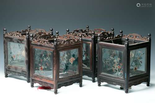 A SET OF FOUR EXPORT REVERSE GLASS PAINTED LANTERN