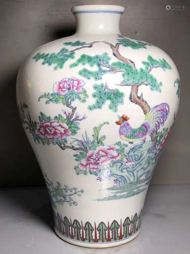 A FLORAL&BIRD PATTERN FAMILLE ROSE PLUM VASE