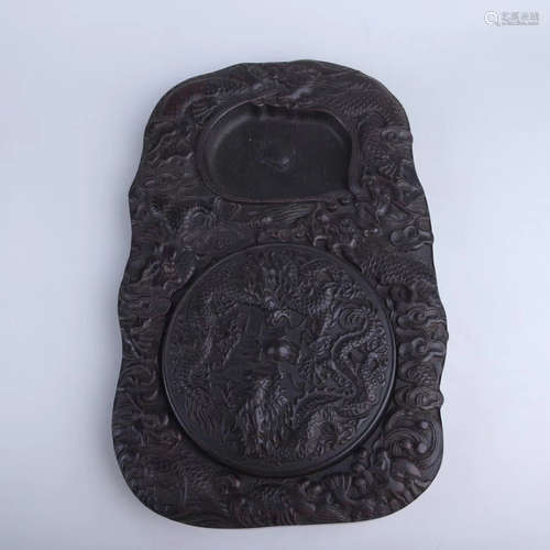 A RED SANDALWOOD CARVING WRITING BURSH HOLDER, QING DYNASTY