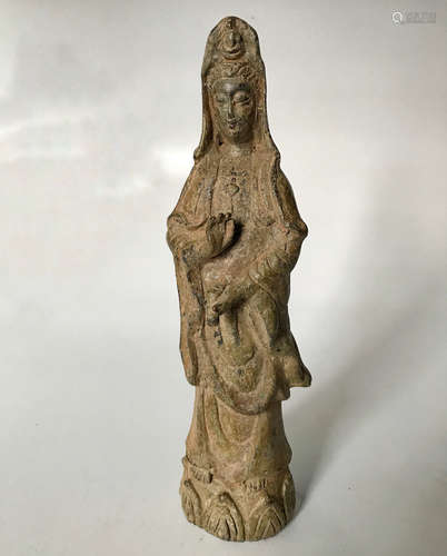 A GUANYIN DESIGN CARVING STATUE