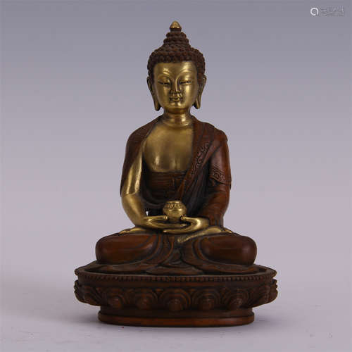 CHINESE PARTLY GILT BRONZE SEATED SAYKAMUNI BUDDHA