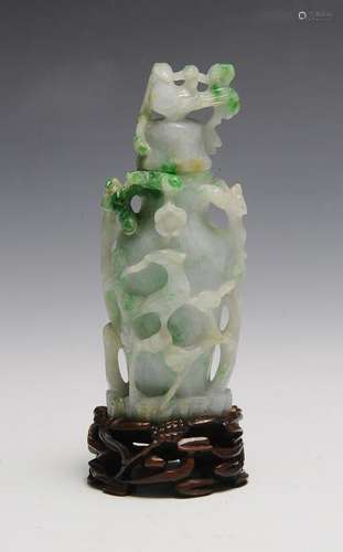 Chinese Jadeite Vase, 19th Century