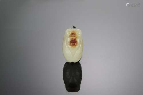 Chinese White Jade Cicada Snuff Bottle, 18th Century