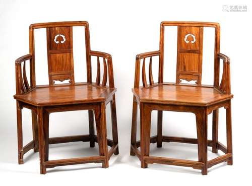 Chinese Pair of Huanghuali Chairs, 19th-20th Century