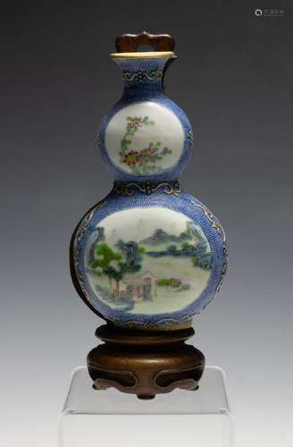 Chinese Famille Rose Hulu Wall Vase, Qianlong