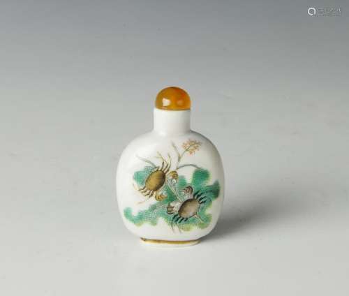 Chinese Imperial Porcelain Snuff Bottle, Daoguang