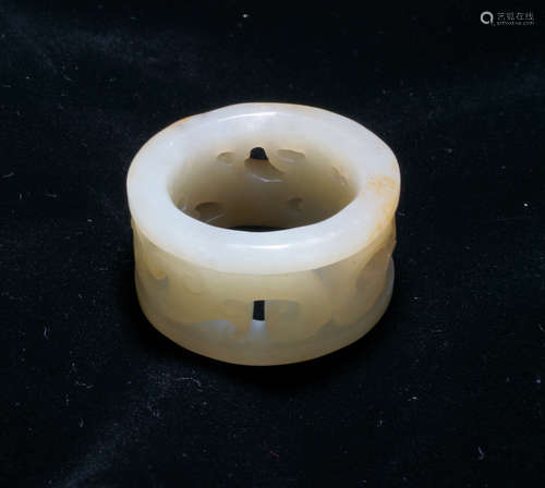 CHINESE JADE THUMB RING