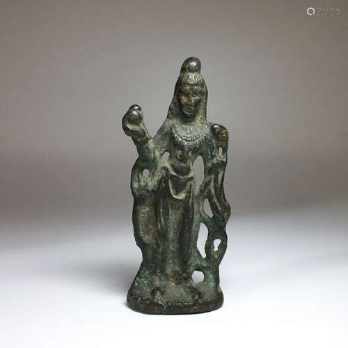 CHINESE BRONZE FIGURE OF GUANYIN