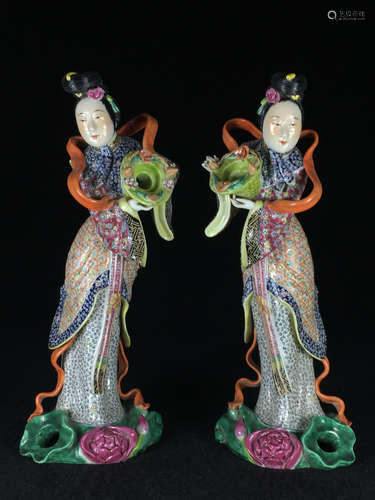 CHINESE PAIR OF FAMILLE ROSE LADIES