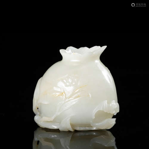 CHINESE WHITE JADE POMEGRANATE WATER COUPE