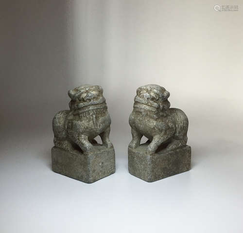 CHINESE PAIR OF STONE FOOLION PAPER Weight: