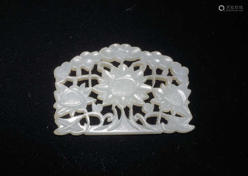 CHINESE JADE PLAQUE IN OPEN WORK