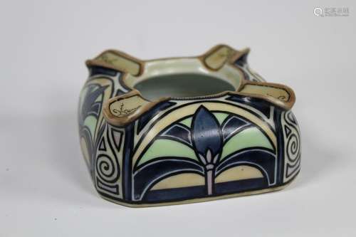 Nippon, Art Pottery Ashtray