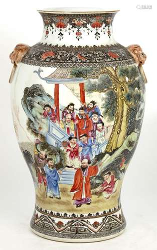 Chinese Famille Rose Enameled Porcelain Vase