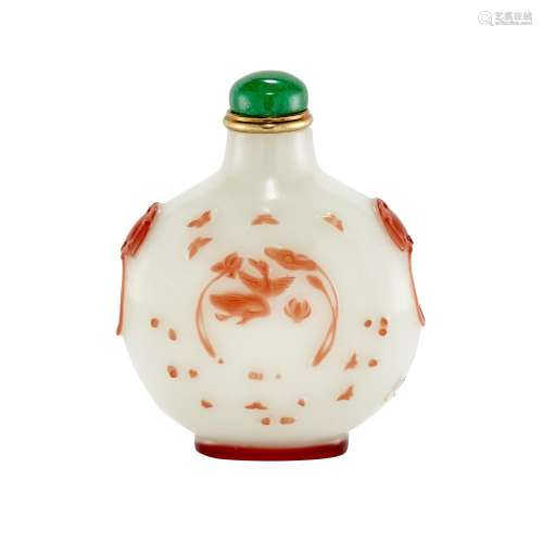 Chinese Red Overlay White Glass Snuff Bottle