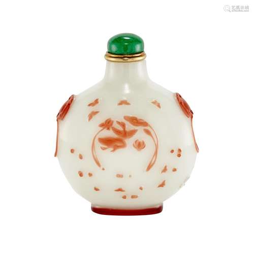 Chinese Red Overlay White Glass Snuff Bottle