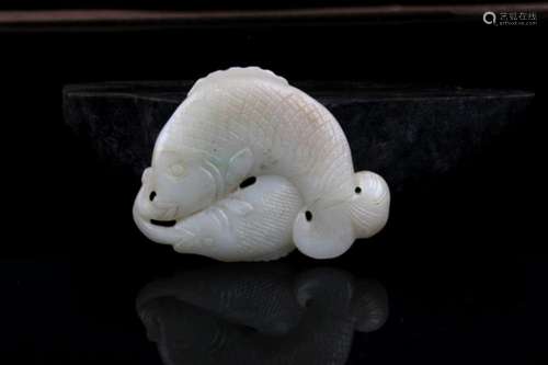 A FINE HE TIAN GREENISH WHITE JADE IN FIGURE OF FISH