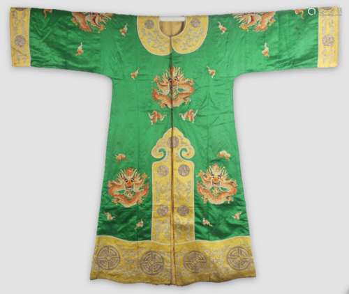 A GREEN COLOR ROYAL COURT ROBE