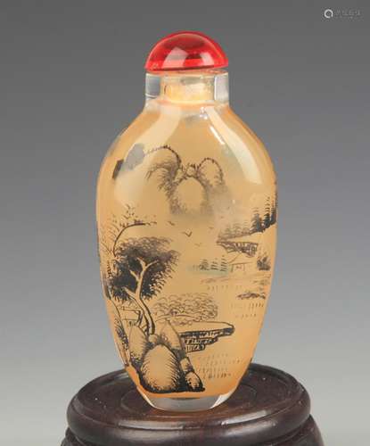 A LANDSCAPE PAINTED GLASS SNUFF BOTTLE