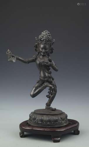 A REAR BRONZE VAJRAYOGINI STATUE