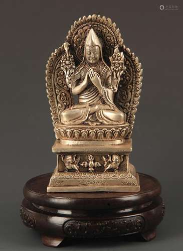 A TIBETAN BUDDHISM ZONGKABA STATUE