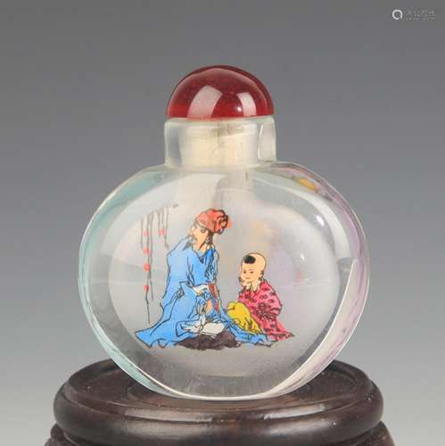 A FINE CHARACTER PAINTED GLASS SNUFF BOTTLE