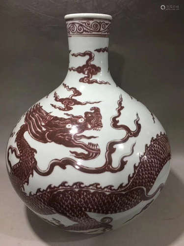 A DRAGON PATTERN RED GLAZED GLOBULAR SHAPE VASE