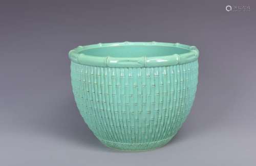 A TURQUOISE-GLAZED INCISED 'BAMBOO' DEEP BOWL, QIANLONG MARK, QING DYNASTY