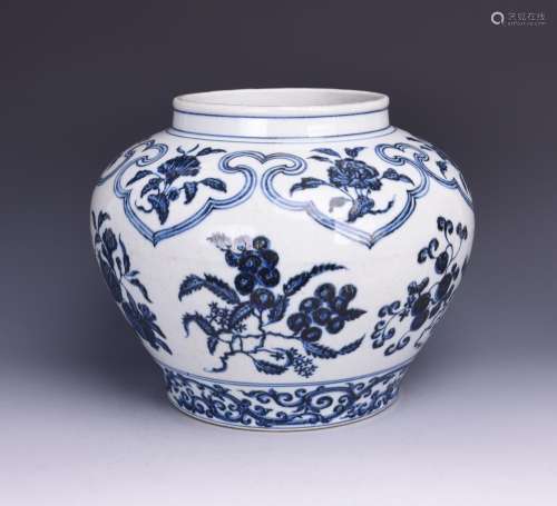 A BLUE AND WHITE 'SANDUO' JAR, EARLY MING DYNASTY