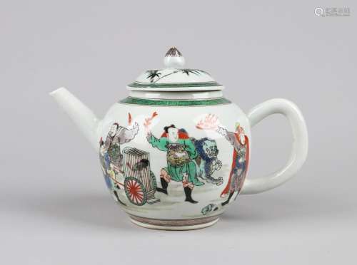 A FAMILLE VERT POT AND COVER, KANGXI PERIOD