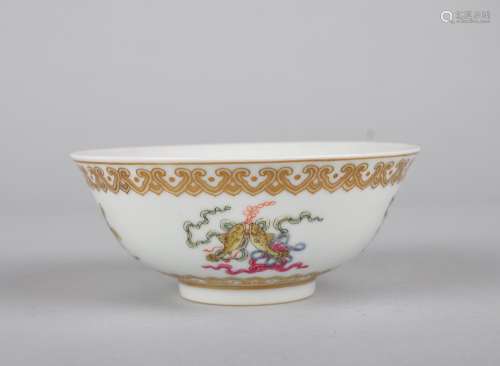 A FAMILLE ROSE AND GILT-DECORATED 'EIGHT IMMORTALS' BOWL, DAOGUANG MARK, QING DYNASTY