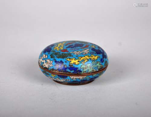 A CLOISONNE ENAMEL BOX AND COVER, KANGXI PERIOD, QING DYNASTY