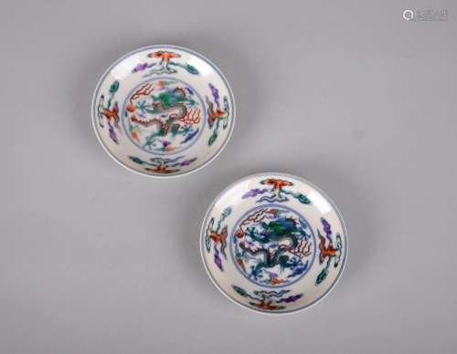 A PAIR OF DOUCAI 'DRAGON' DISHES, YONGZHENG MARK, QING DYNASTY