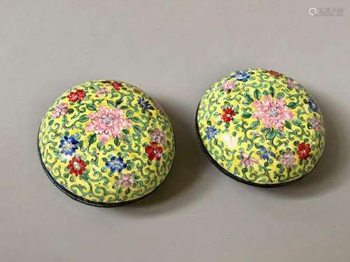 A PAIR OF CHINESE ANTIQUE ENAMEL BOX, QIANLONG MARKED