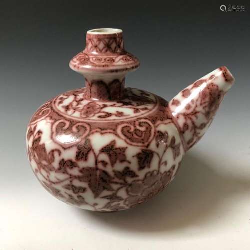 A CHINESE ANTIQUE UNDERGLAZE-RED POT