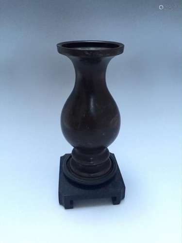 CHINESE ANTIQUE BRONZE VASE, 19TH CENTURY