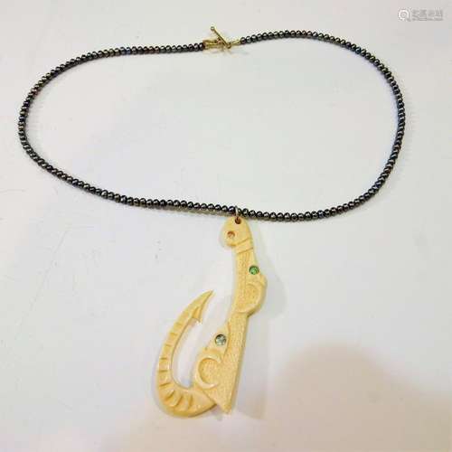 INTERESTING FISH HOOK PENDANT NECKLACE