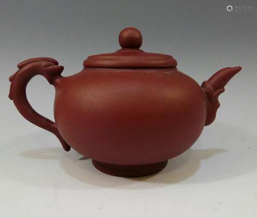 CHINESE ANTIQUE YIXING ZISHA TEAPOT - MARKED