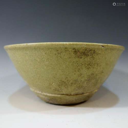 CHINESE ANTIQUE SONG DYNASTY CELADON PORCELAIN BOWL