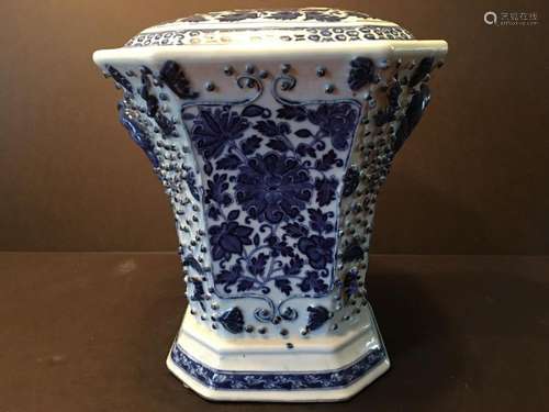 ANTIQUE Chinese Blue and White Bough Pot, mid 19th C.