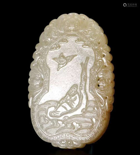 A HETIAN JADE CARVED PENDANT