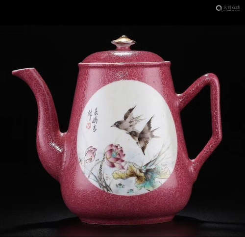 A CARMINE GLAZE PORCELAIN TEAPOT