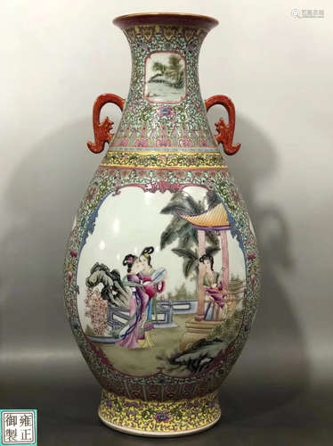 A FAMILLE-ROSE LADY PATTERN DOUBLE-EAR VASE