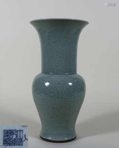 QIANLONG MARK CELADON GU VASE