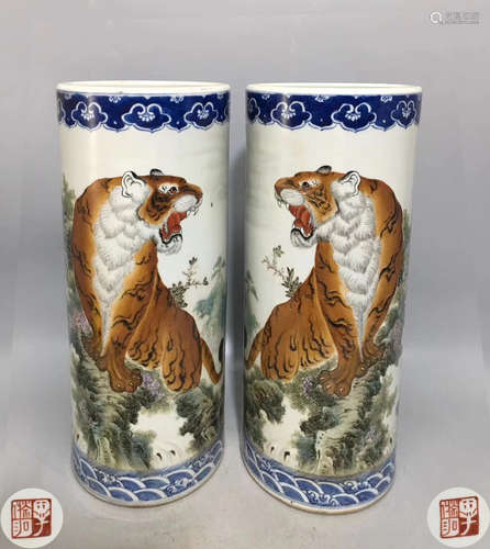 PAIR TIGER PATTERN STRAIGHT VASES