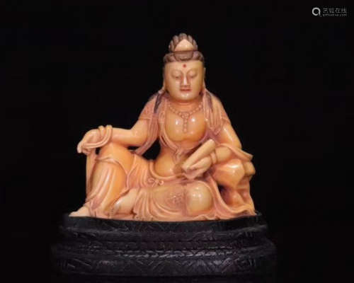A SOAPSTONE CARVED GUANYIN STATUE