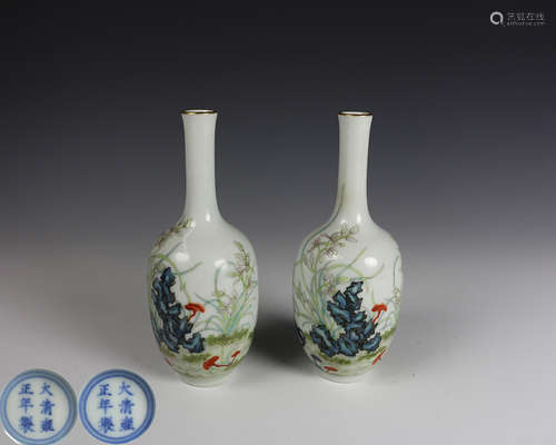 PAIR OF YONGZHENG MARK LONG NECK VASES