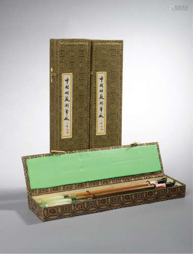1980-1990年代苏州湖笔厂制大、中、小号毛笔一组3盒约9支（带原盒）